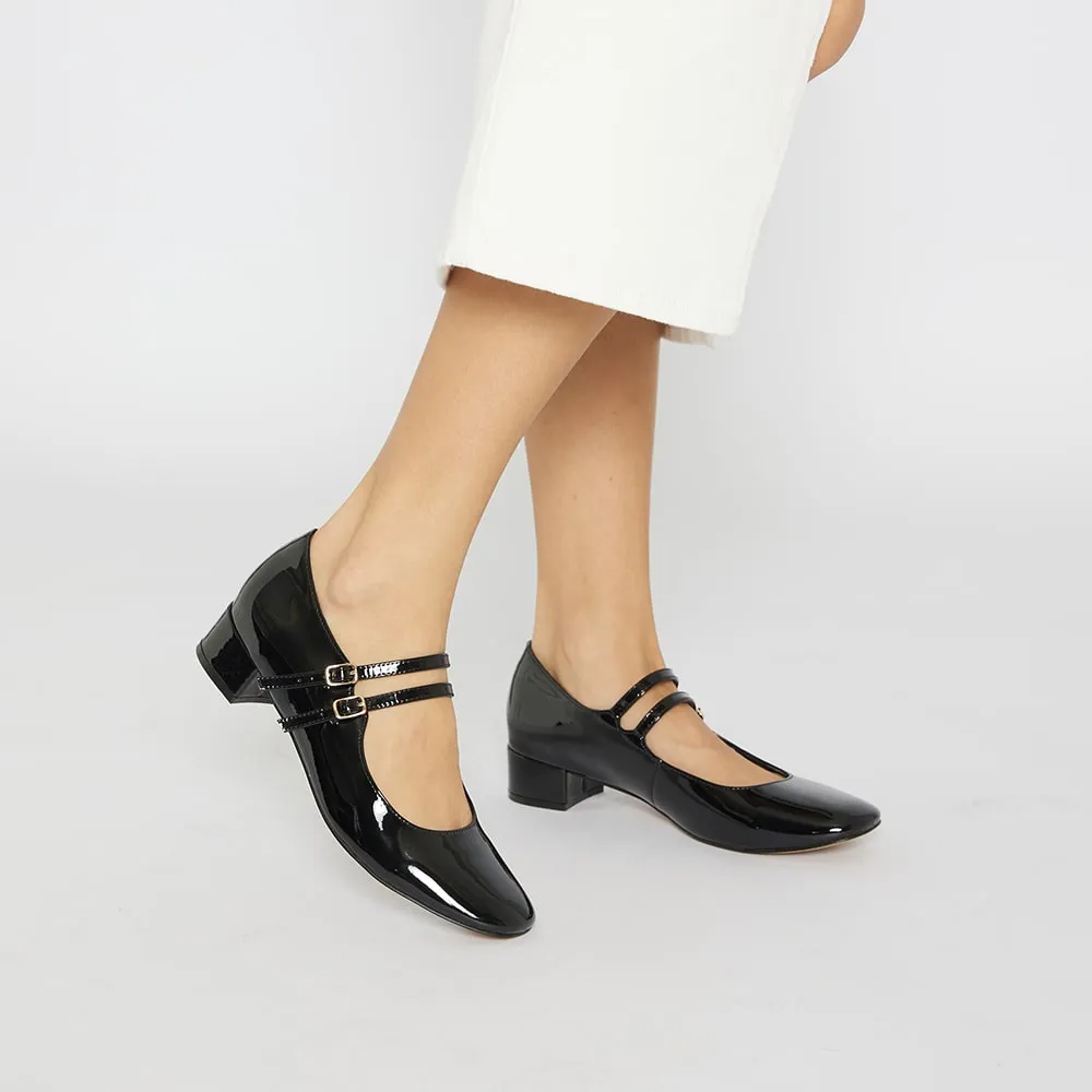 Stefanie Heel in Black Patent